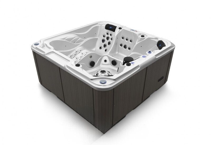 SPA pool EuroSpa ES 5.1 (Bulgaria), 202 &times; 202 &times; 96 cm
