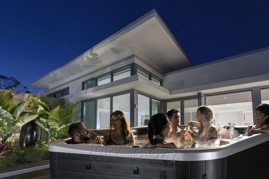 Spa pool Vortex Spas Spectrum (Australia), 230&times;230&times;92 cm