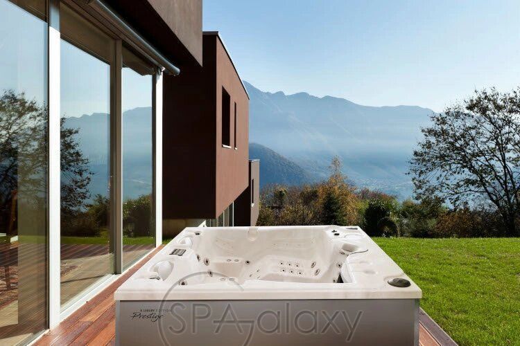 Spa бассейн Whirlcare K Luxury Edition Prestige (Германия), 215&times;180&times;84 см