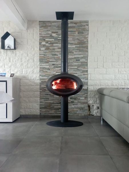 Чавунна піч-камін Invicta Brio Sur Pied Brio Sur Pied фото