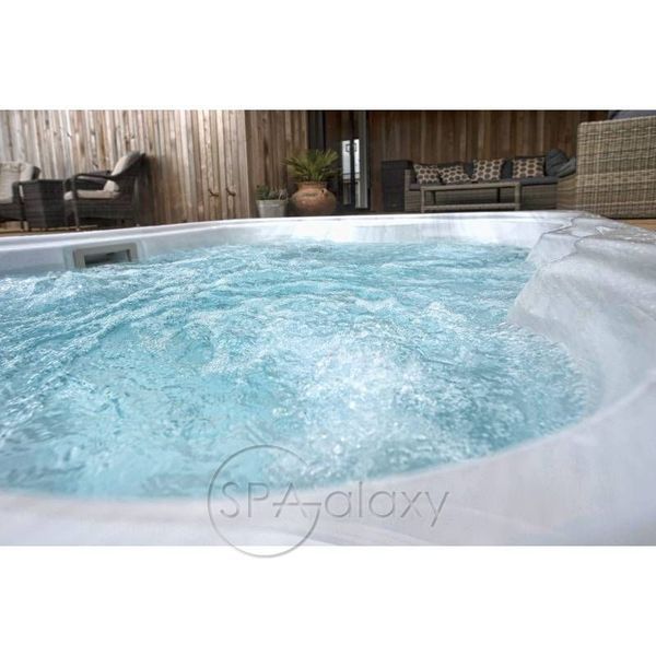 SPA басейн JACUZZI L (Італія), 223 x 211 x 90 см