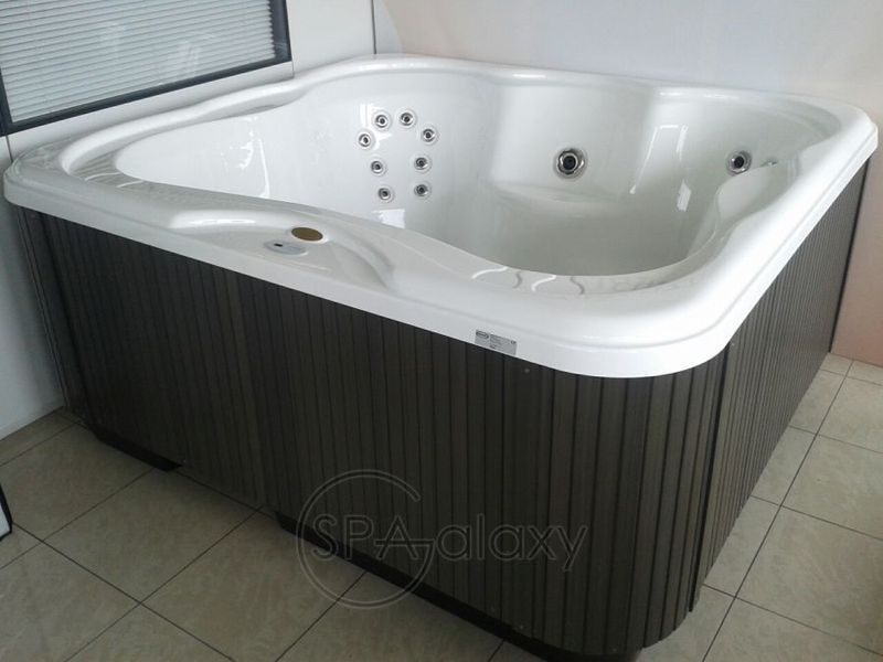 SPA басейн JACUZZI M (Італія), 200 x 185 x 90 см