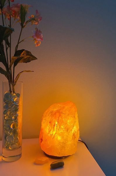 Lampa solna Skelya 5&ndash;7 kg z soli himalajskiej